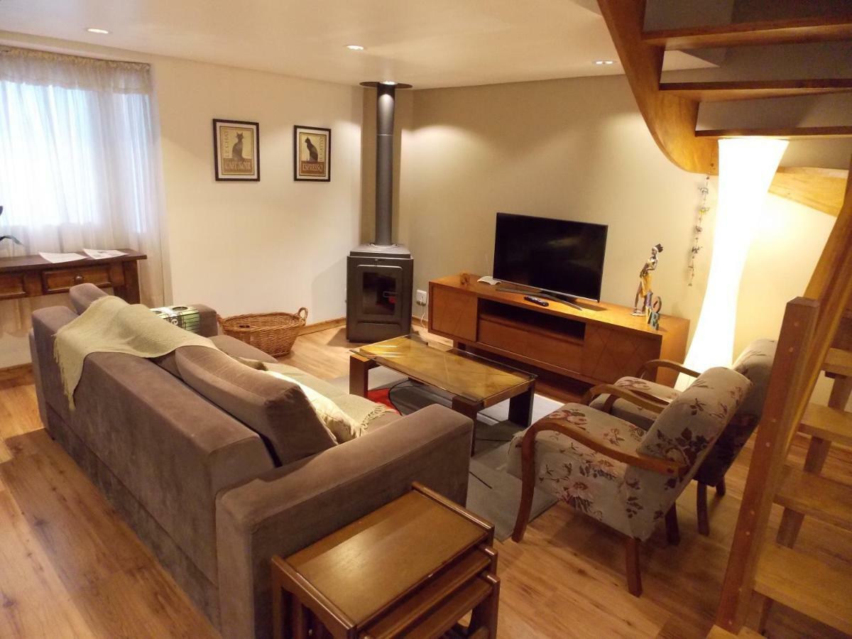 Triplex 3 Suites Em Канела Экстерьер фото
