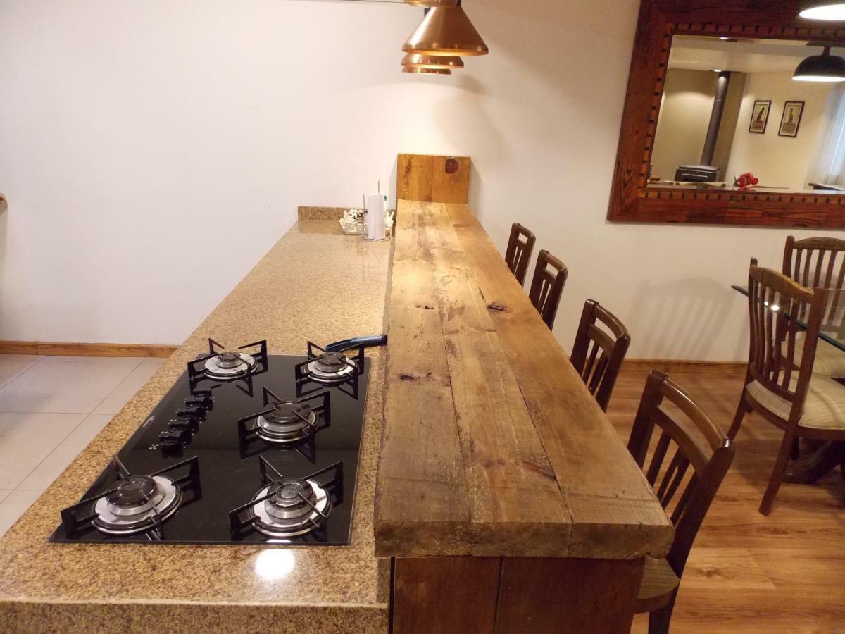 Triplex 3 Suites Em Канела Экстерьер фото