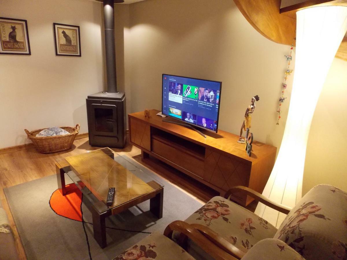 Triplex 3 Suites Em Канела Экстерьер фото