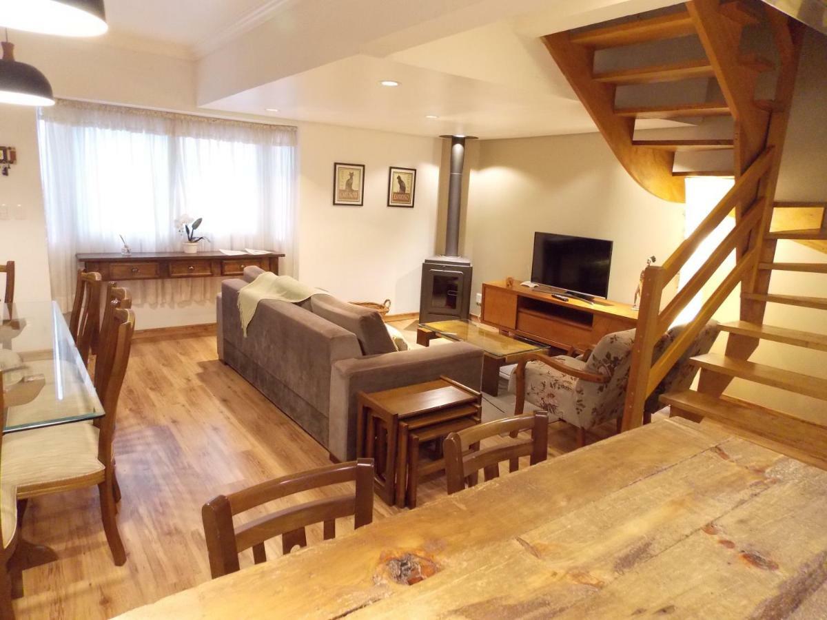 Triplex 3 Suites Em Канела Экстерьер фото